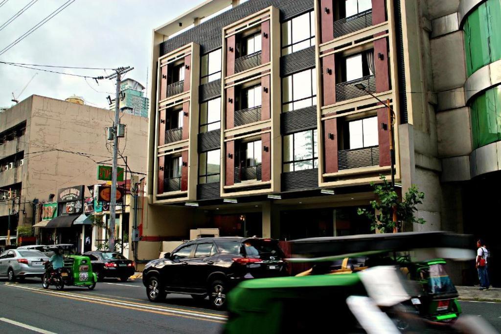 Urban Hostel Pasig City Екстер'єр фото